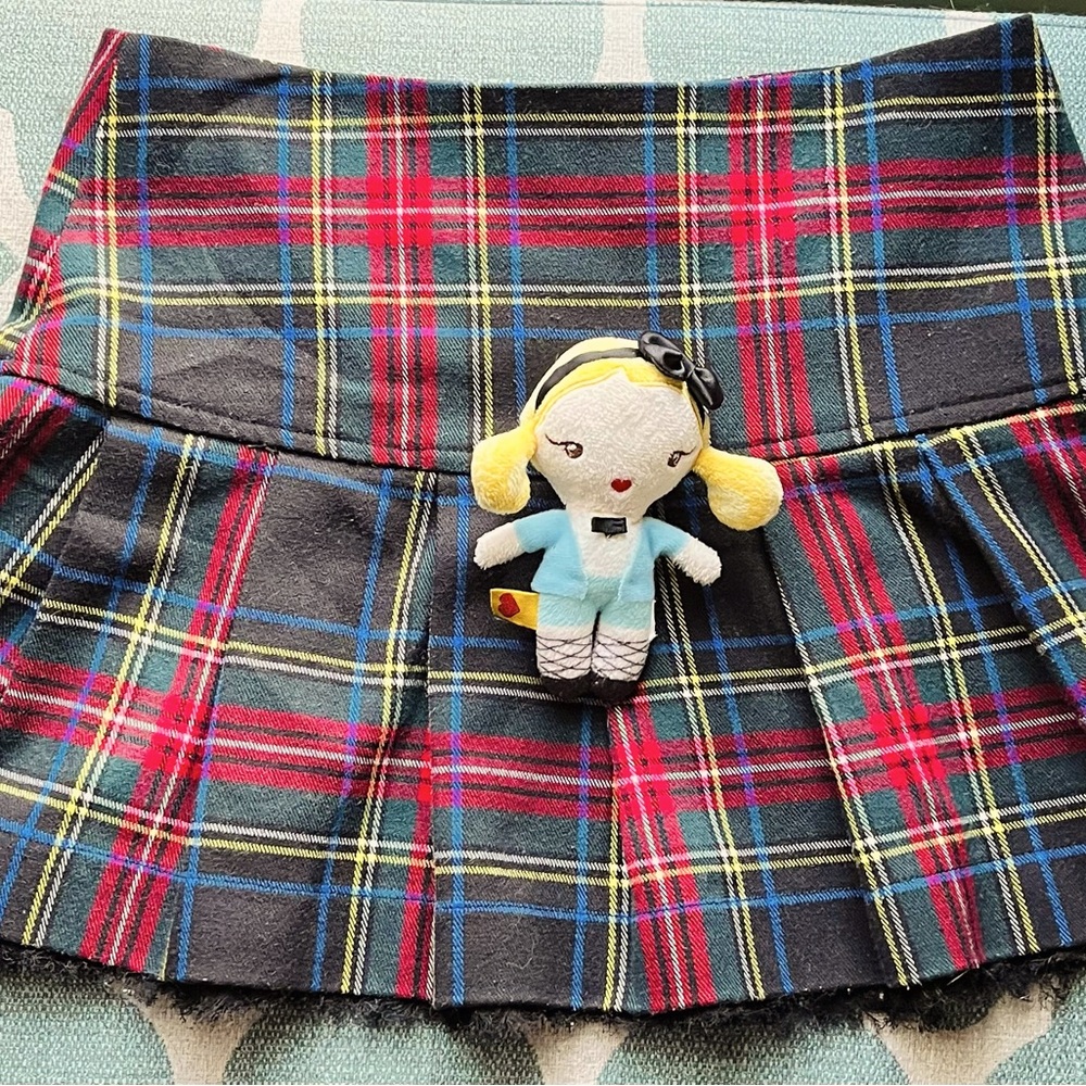 Harajuku Mini girls plaid skirt sz L 10/12 + Gwen Stefani G Wristlet Doll rare!